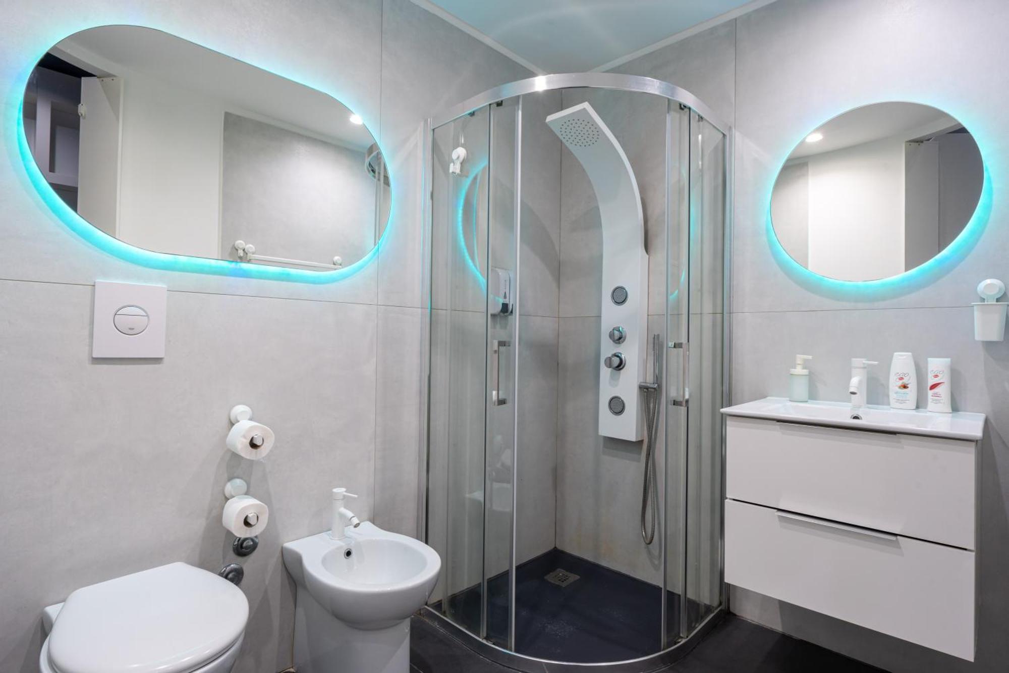 Skyhouse Duomo Bed & Breakfast Наполи Екстериор снимка