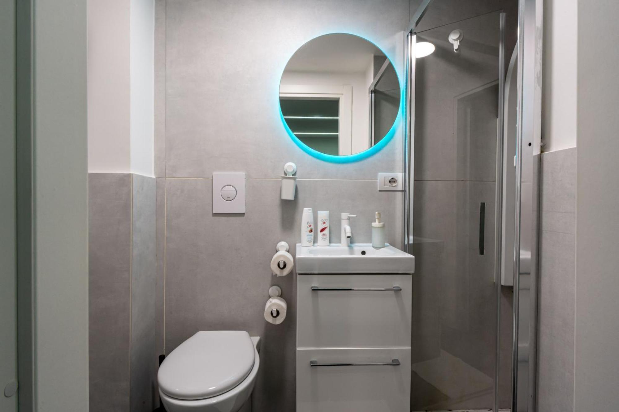 Skyhouse Duomo Bed & Breakfast Наполи Екстериор снимка
