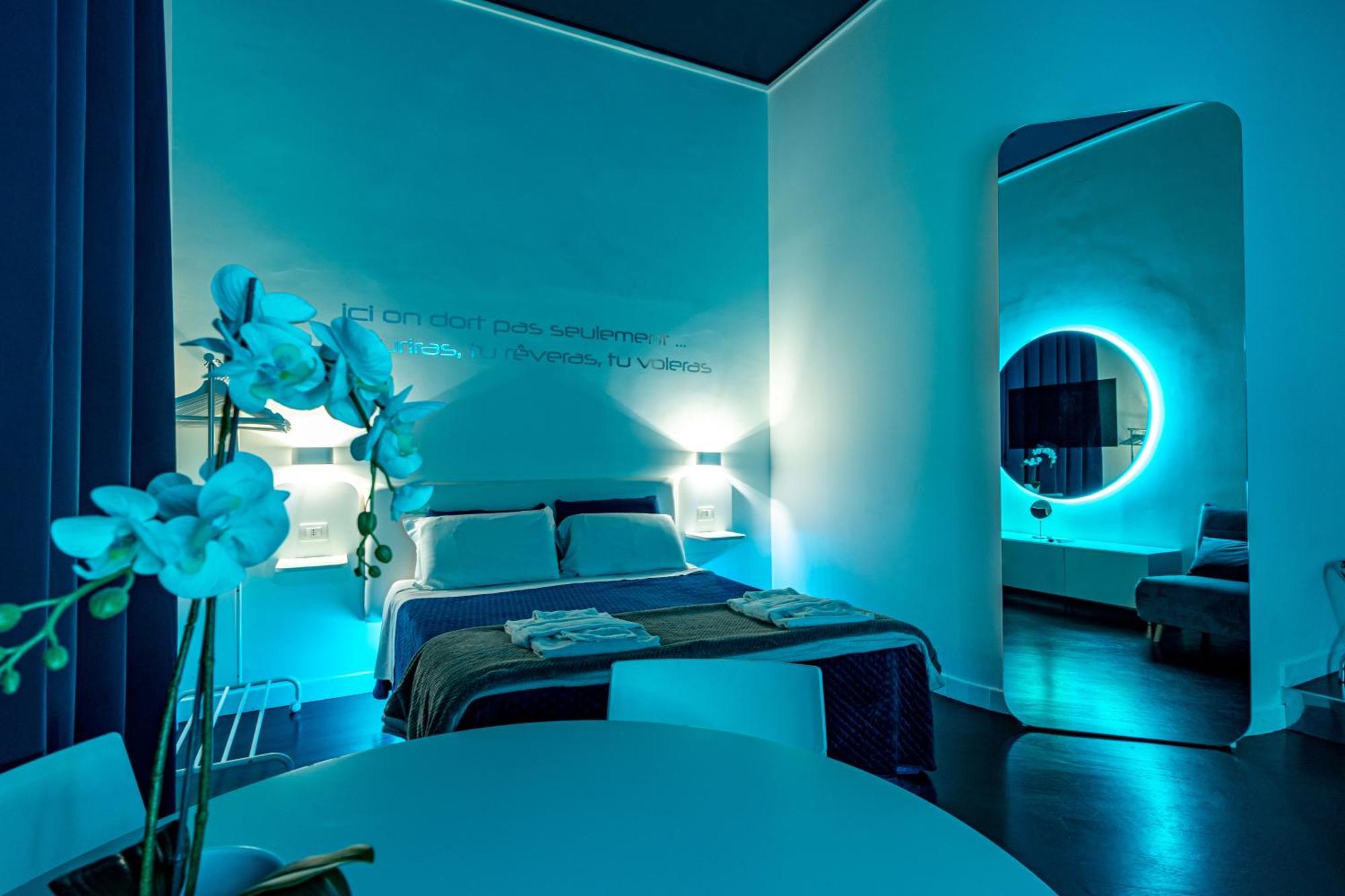 Skyhouse Duomo Bed & Breakfast Наполи Екстериор снимка